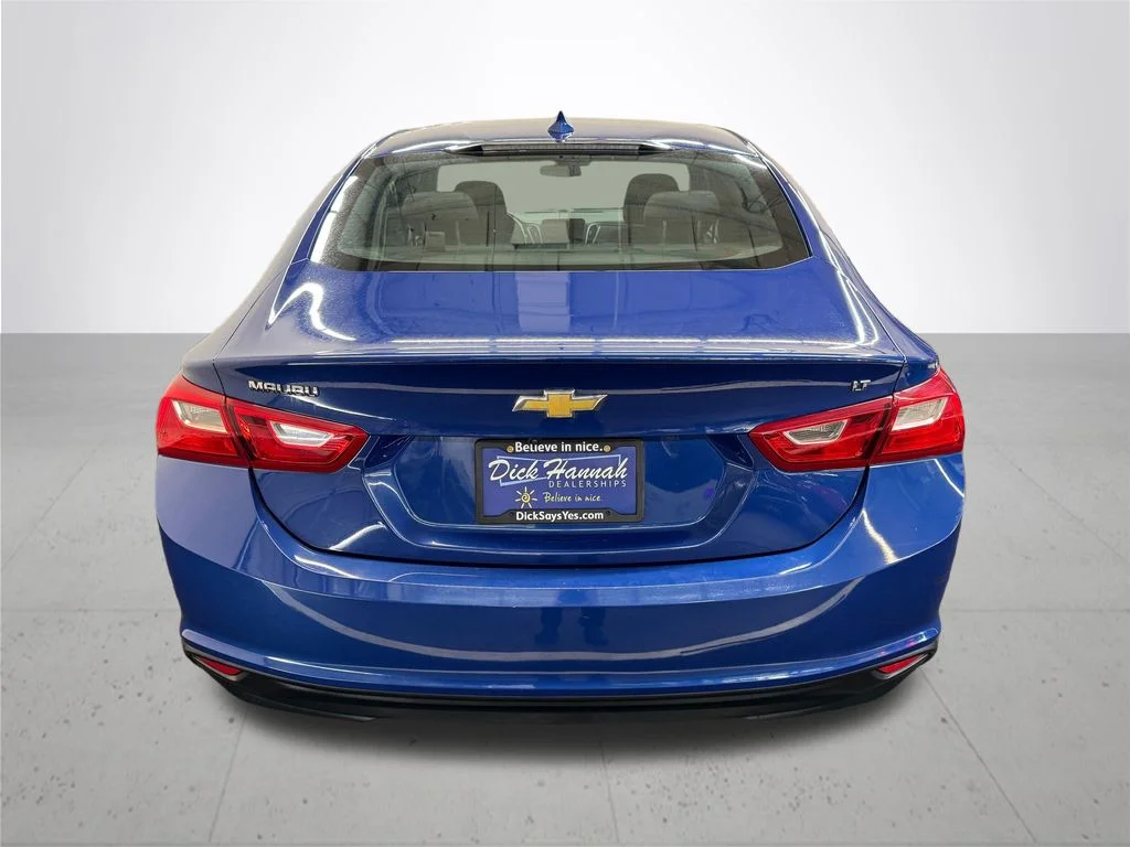 Used 2023 Blue Chevrolet LT image 5