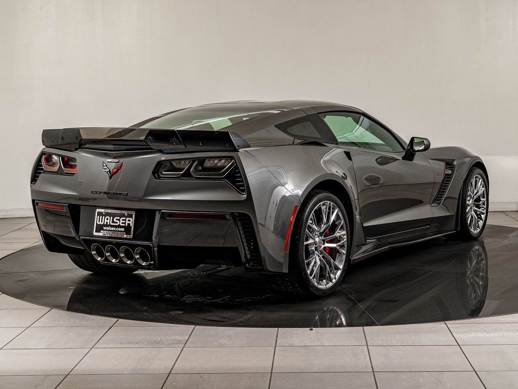 2015 Chevrolet Corvette Z06 - Photo 9