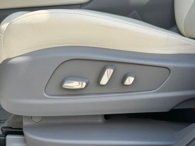 Used 2023 Silver Metallic Cadillac Premium Luxury image 14