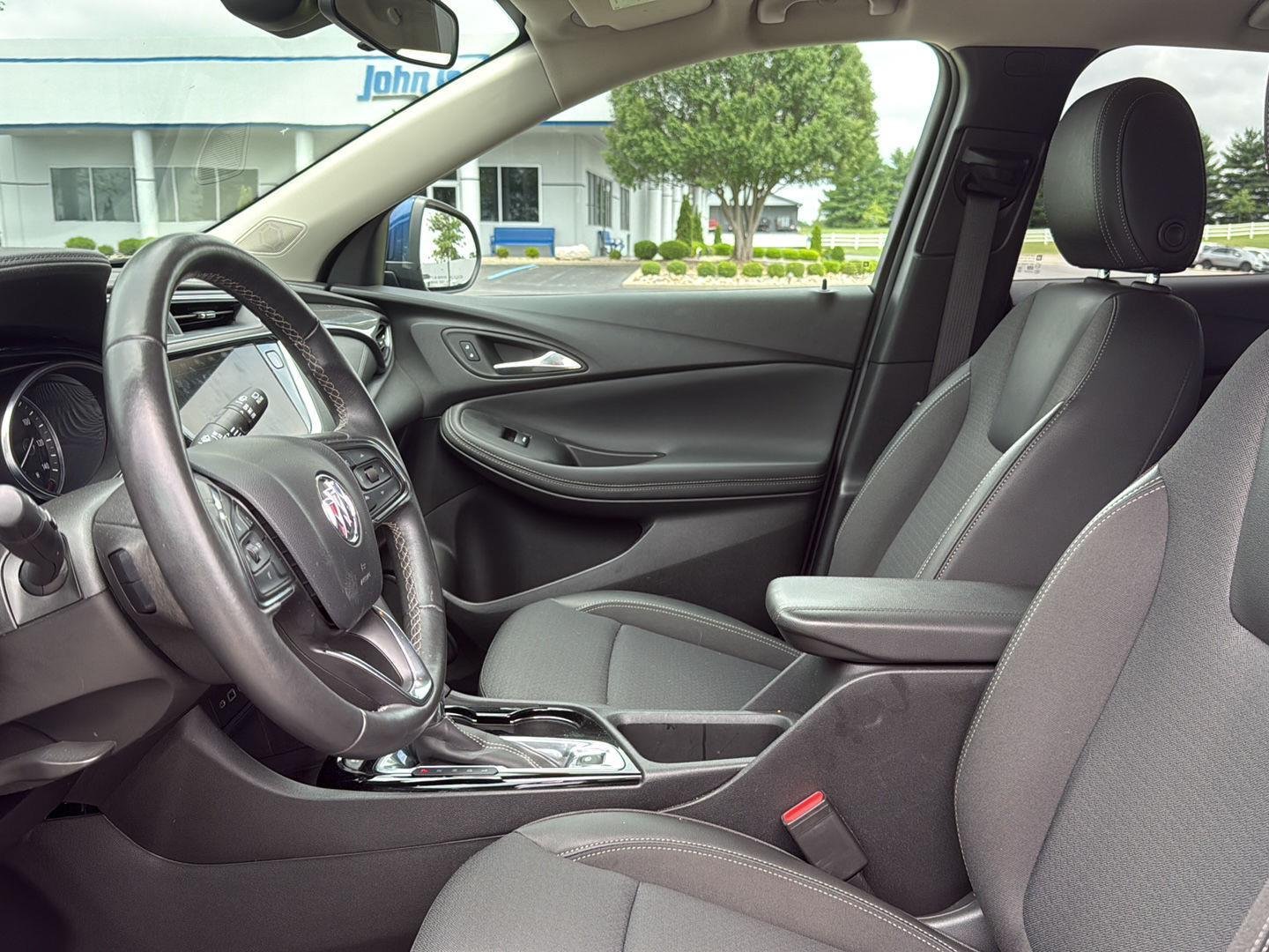 Used 2023 Sapphire Metallic Buick Preferred image 7