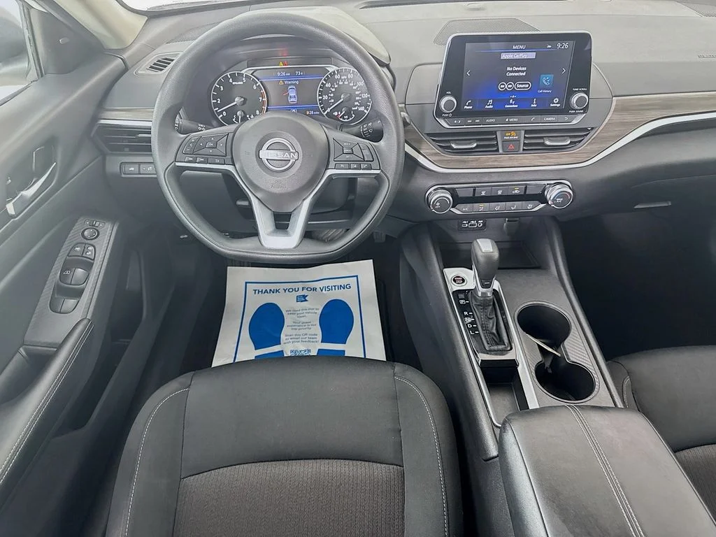 Used 2025 Glacier White Nissan 2.5 SV image 26