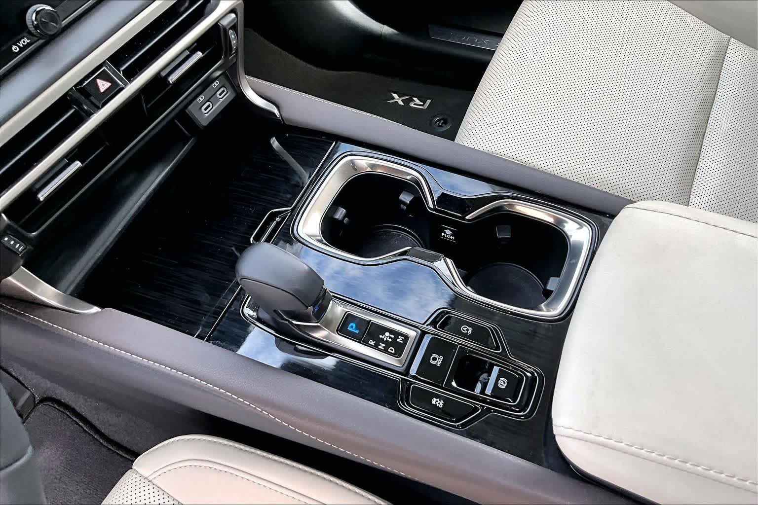 Used 2023 Iridium Lexus  image 17