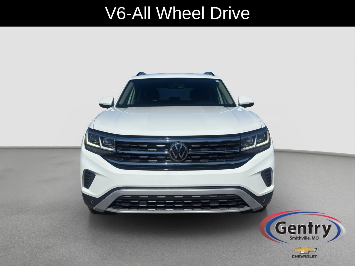 Used 2022 Volkswagen Atlas SE w/Tech with VIN 1V2HR2CA9NC539231 for sale in Kansas City
