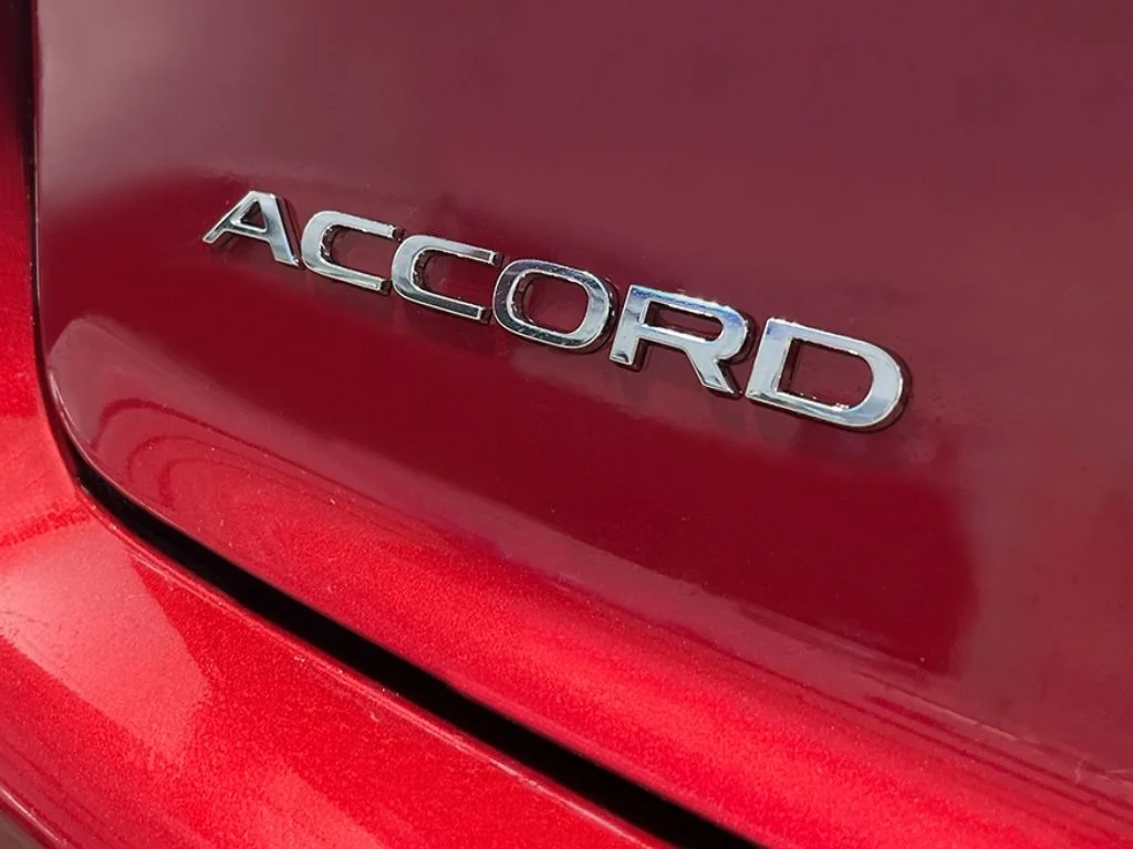 New 2026 Radiant Red Metallic Honda SE image 6