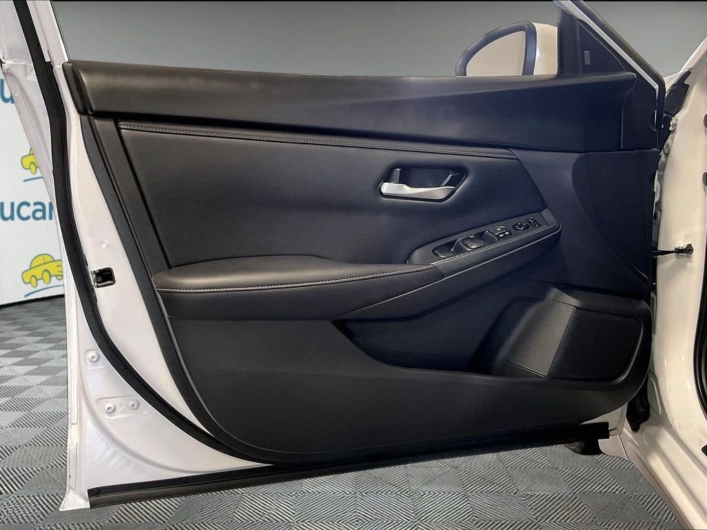 Used 2024 White Nissan SV image 8