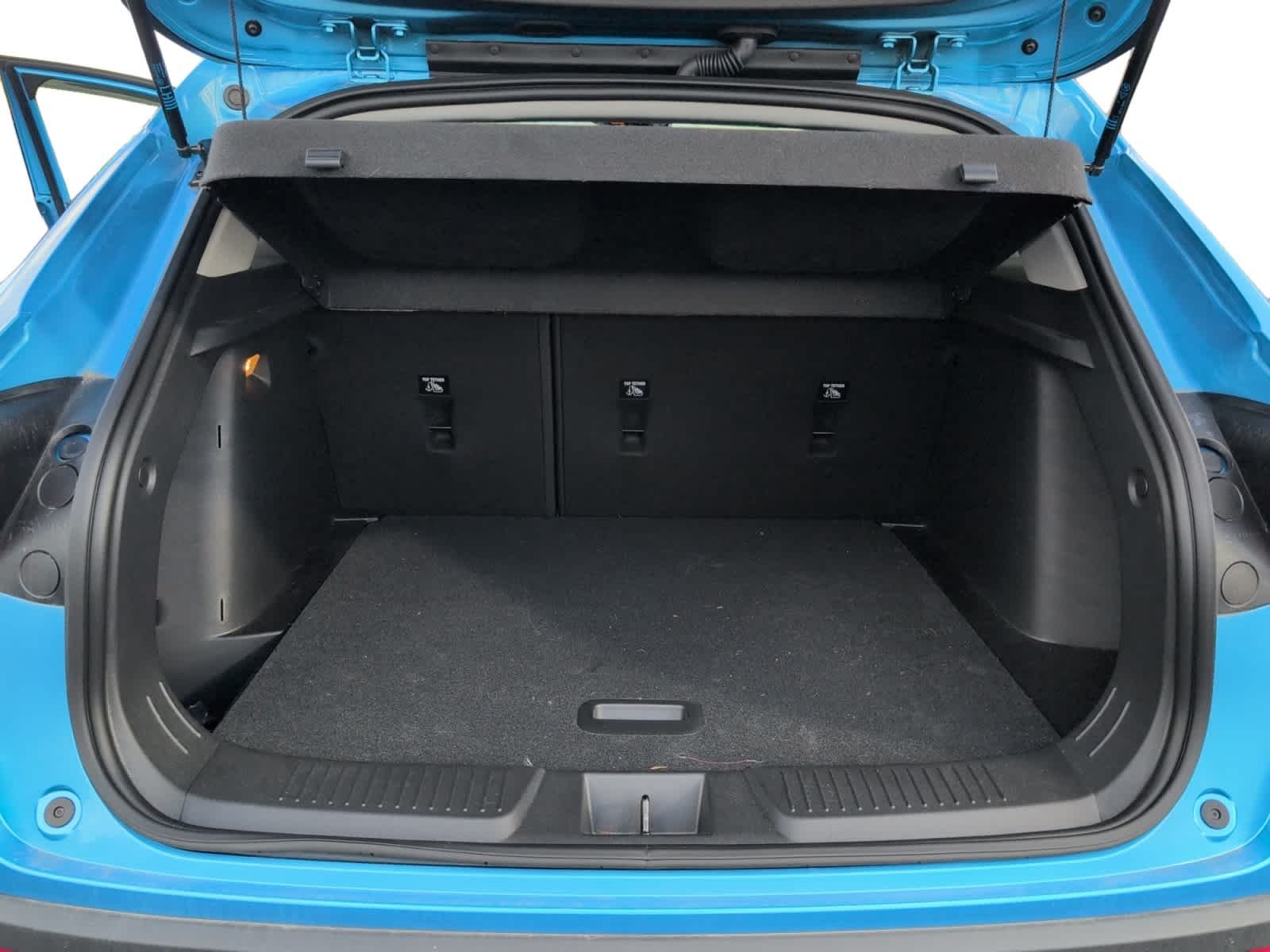 Used 2025 Marina Blue Metallic Chevrolet LT image 23