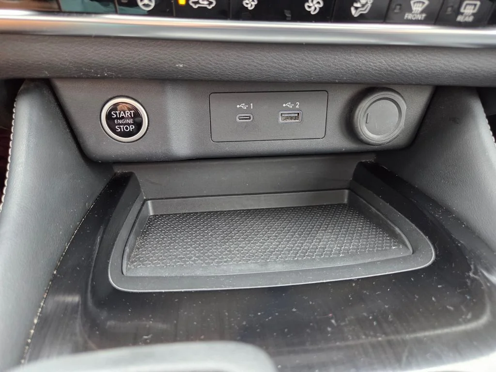 Certified Used 2023 Gold Nissan SL image 17