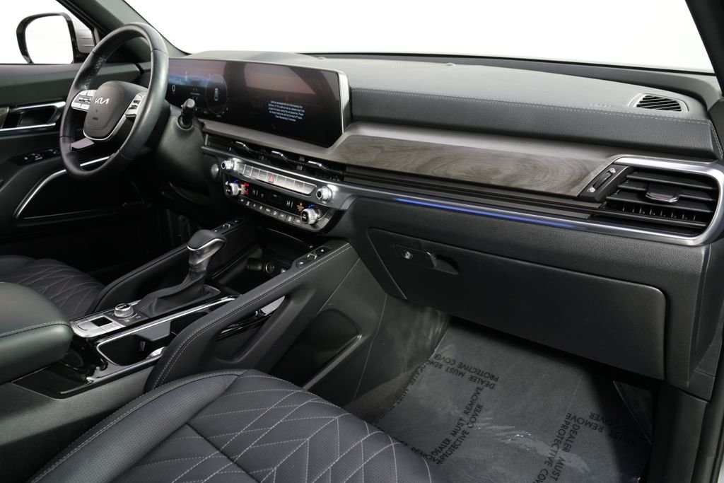Used 2025 Gray Kia SX X-Line image 7