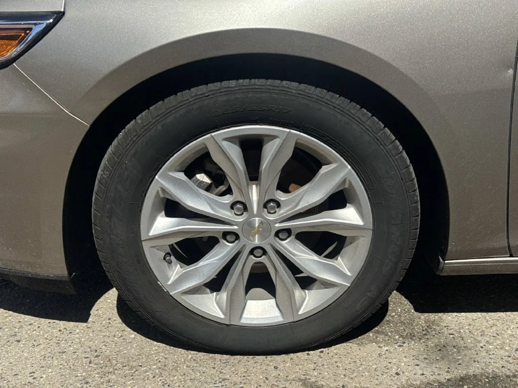 Used 2023 Gray Chevrolet LT image 7