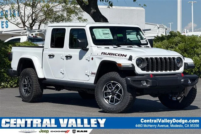 2026 Jeep Gladiator Rubicon Auto's photo