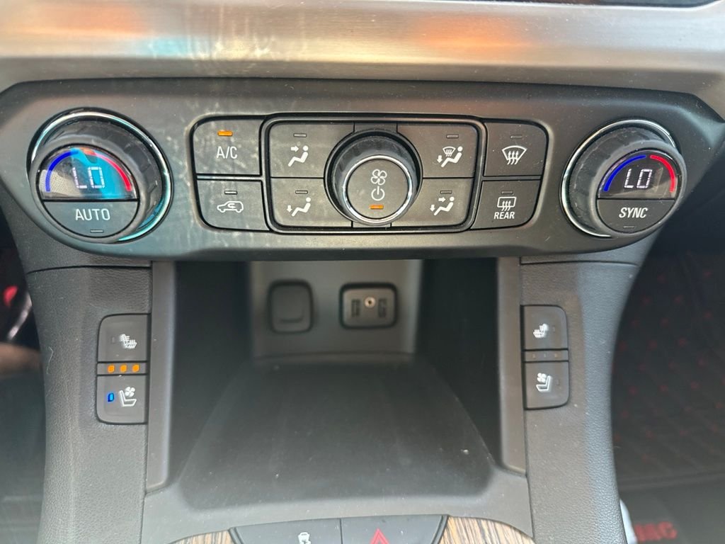 Used 2019 Red GMC Denali image 12