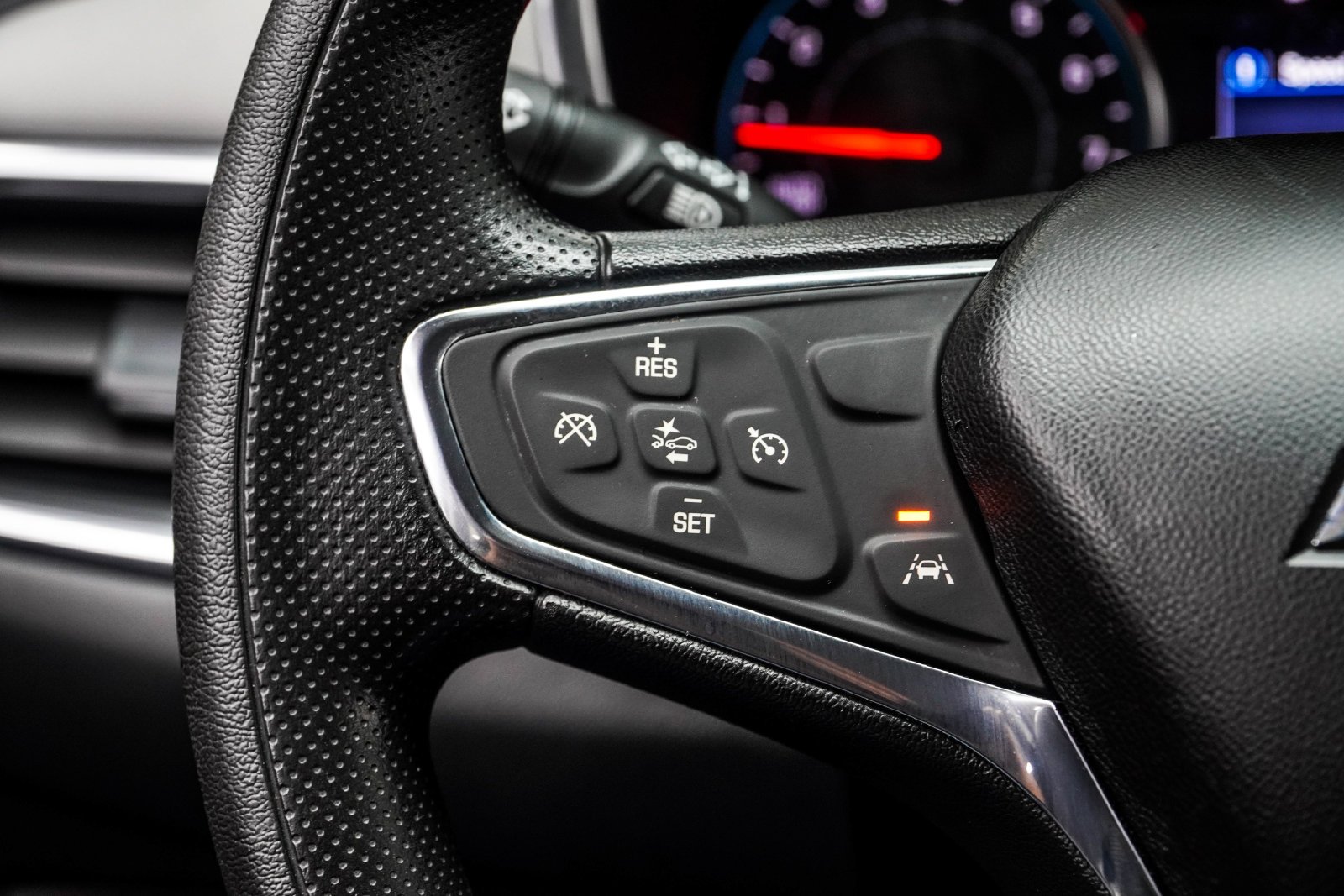 Used 2020 Blue Chevrolet LT image 28