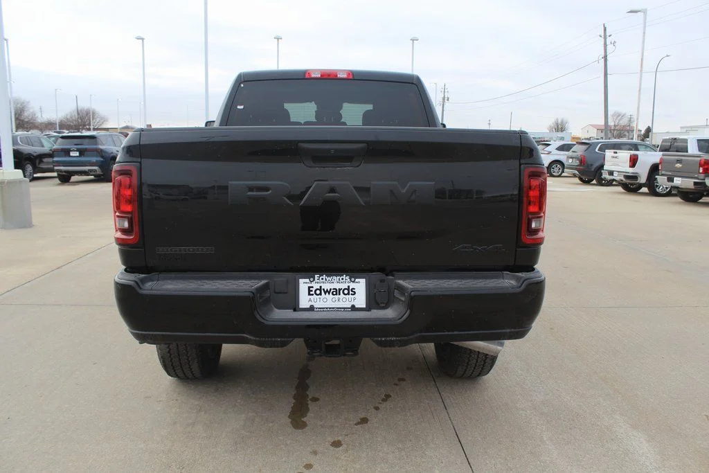 2026 RAM 2500 Big Horn - Photo 4