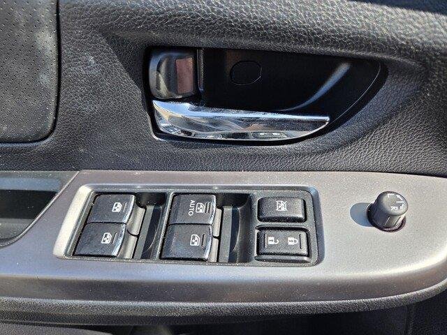 Used 2015 SILVER SUBARU 2.0ILM image 20