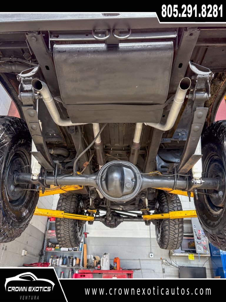 Used 1972  Ford 2dr Convertible image 41