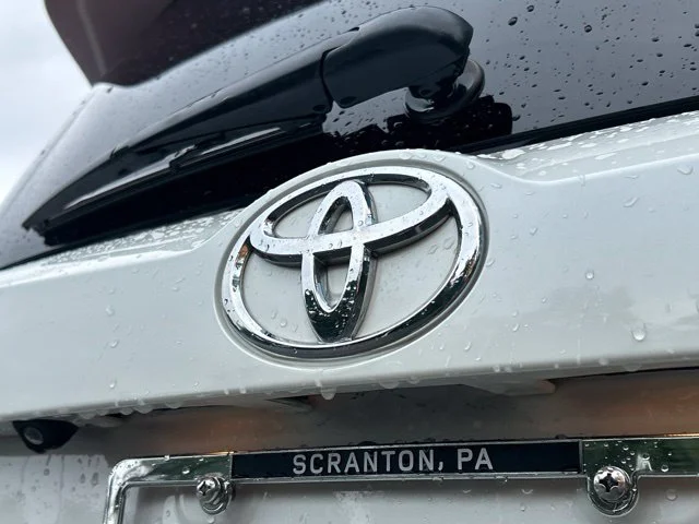Used 2015 White Toyota Limited image 16