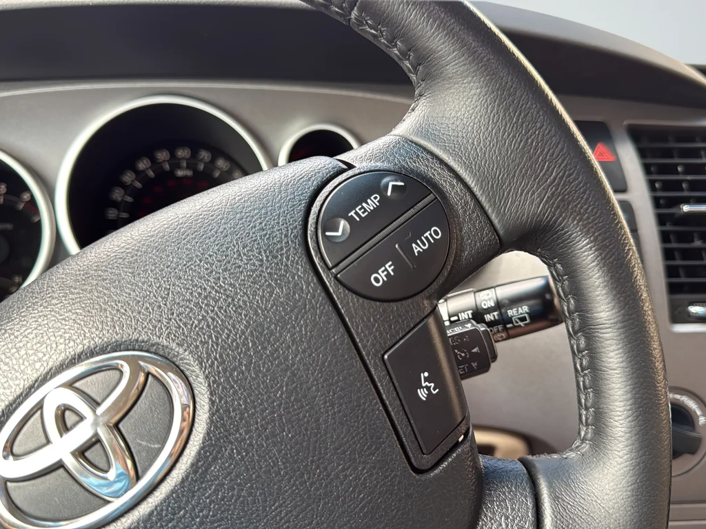 Used 2012 Black Toyota Limited image 39