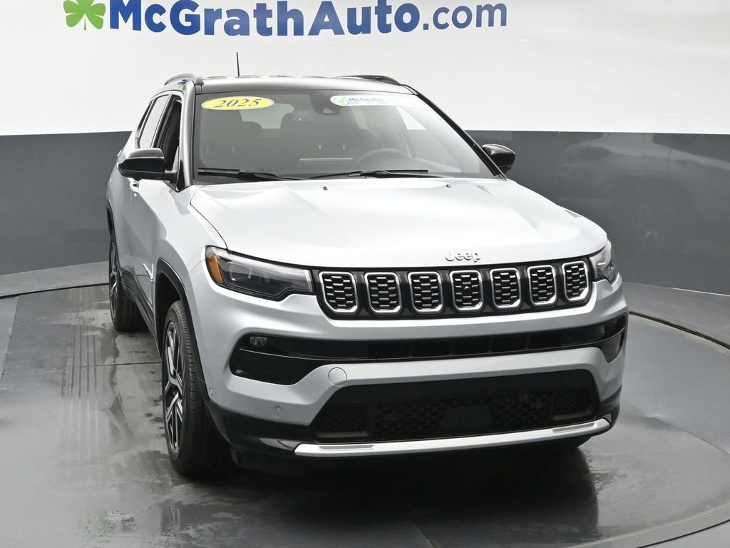 Used 2025 Silver Jeep Limited image 5
