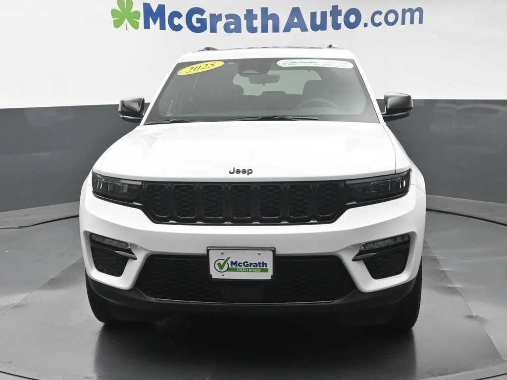 Used 2025 White Jeep Limited image 7