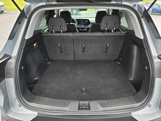 Used 2025 Sterling Gray Metallic Chevrolet LT image 16
