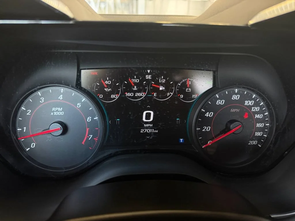 Used 2018 NIGHTFALL GRAY METALLIC Chevrolet 2SS image 19