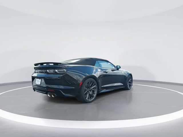 Used 2022 Black Chevrolet ZL1 image 8
