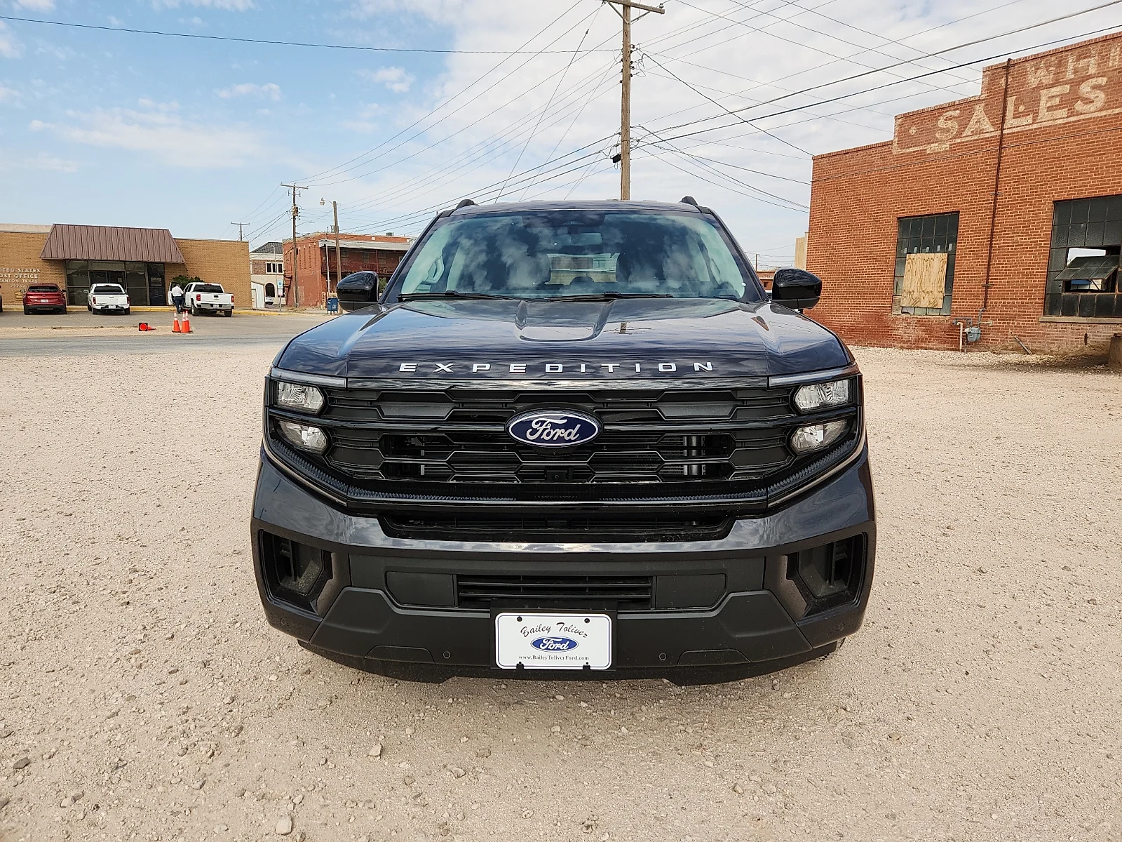 New 2026 Dark Matter Gray Metallic Ford Active image 2