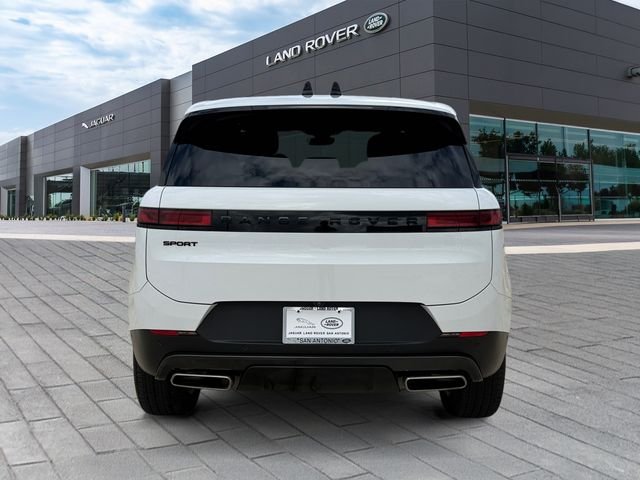 Certified Used 2025 Fuji White Land Rover SE image 4