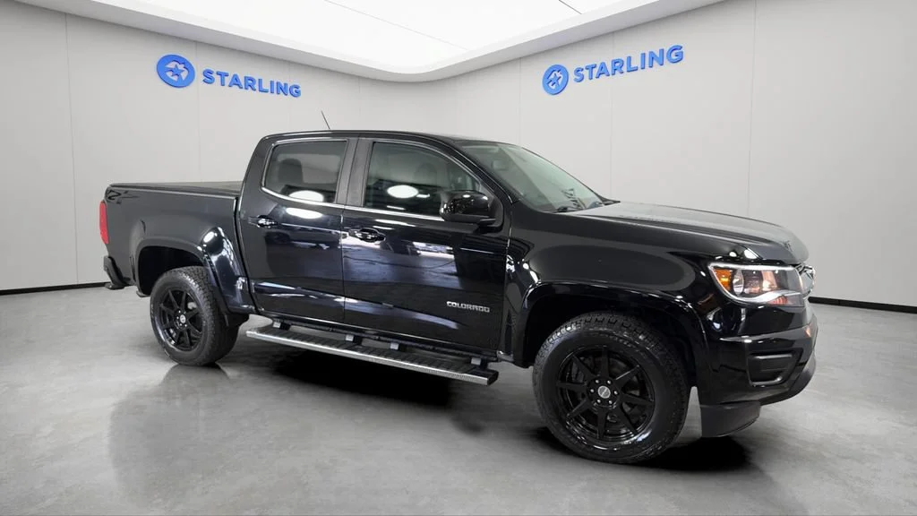 Used 2018 BLACK Chevrolet 2WD LT image 13