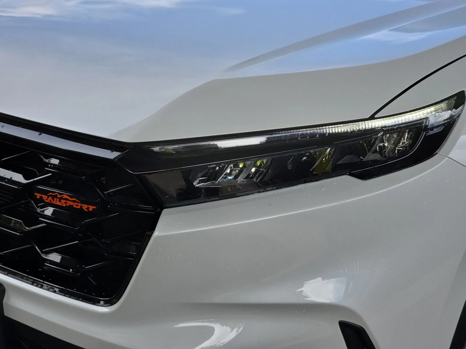 New 2026 Platinum White Pearl Honda TrailSport image 30