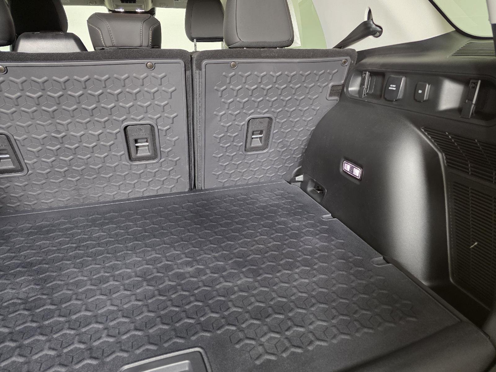 Used 2026 Carbonized Gray Metallic Ford Big Bend image 7