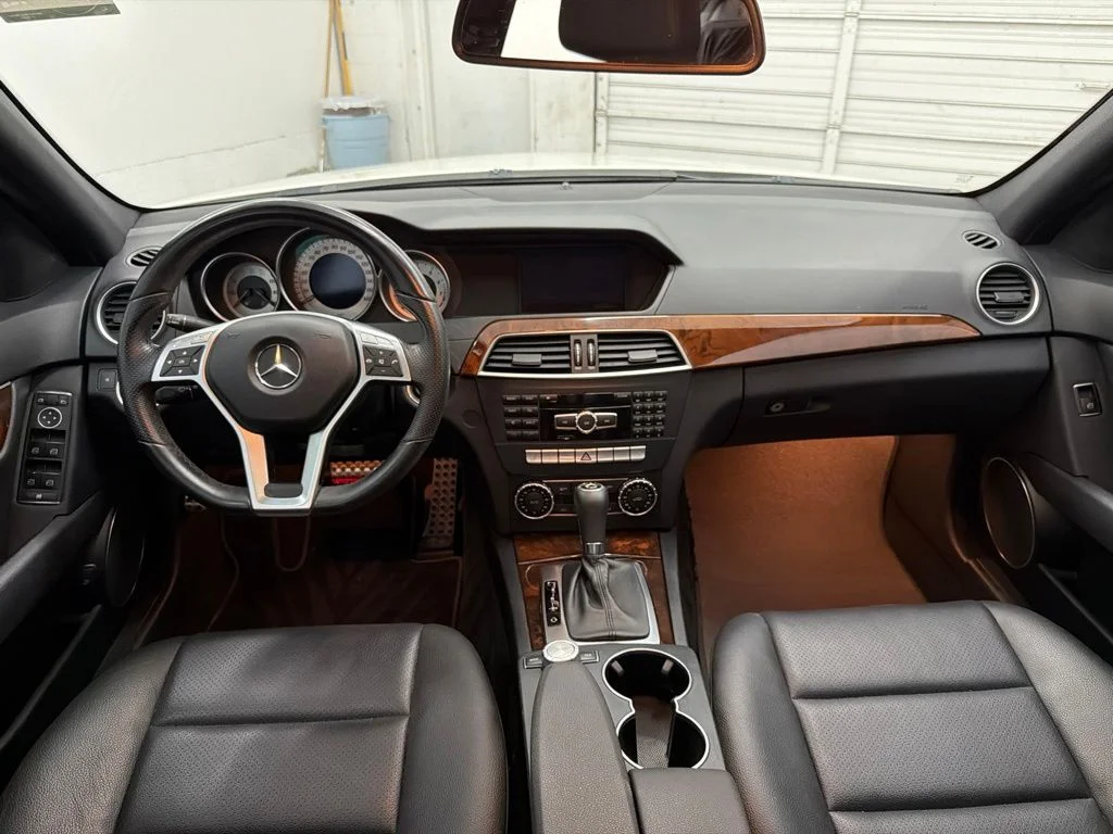 Used 2012 White Mercedes-Benz C 300 image 26