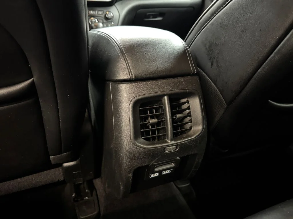 Used 2019 Silver Jeep Latitude Plus image 24