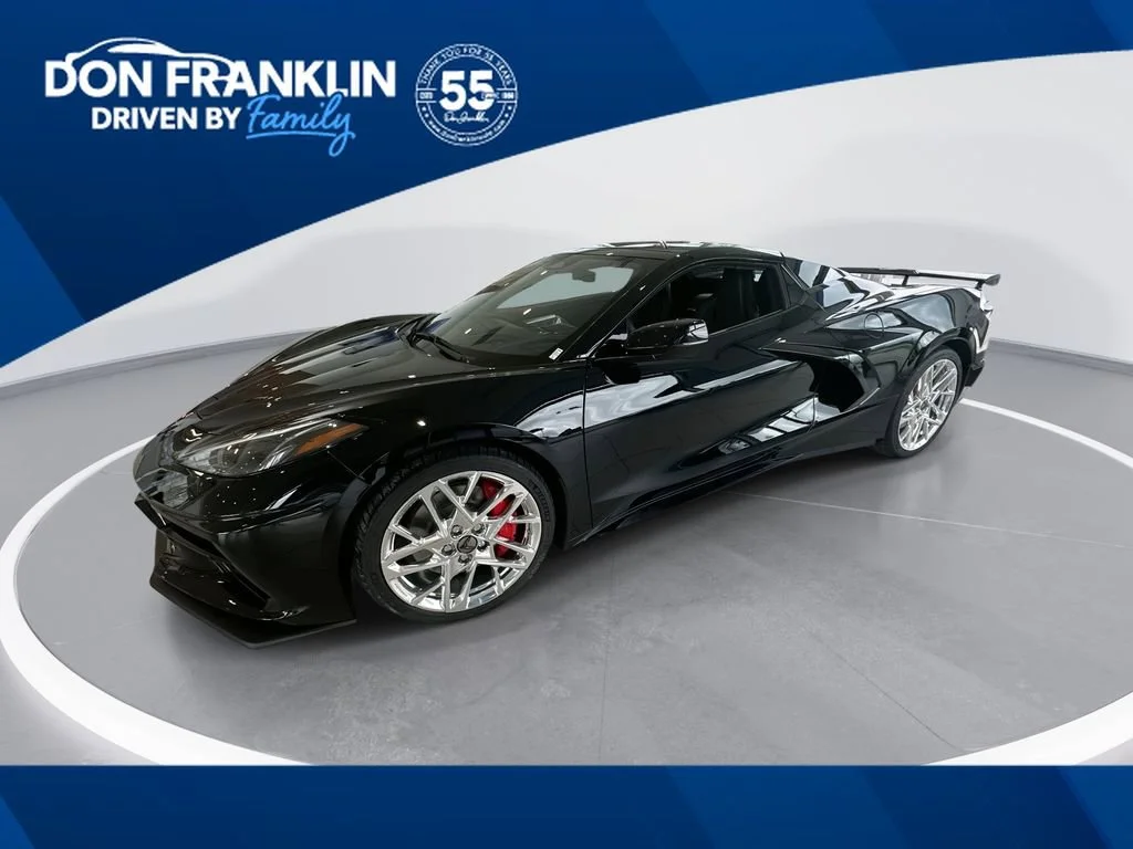 2026 Chevrolet Corvette Stingray Convertible 2LT's photo