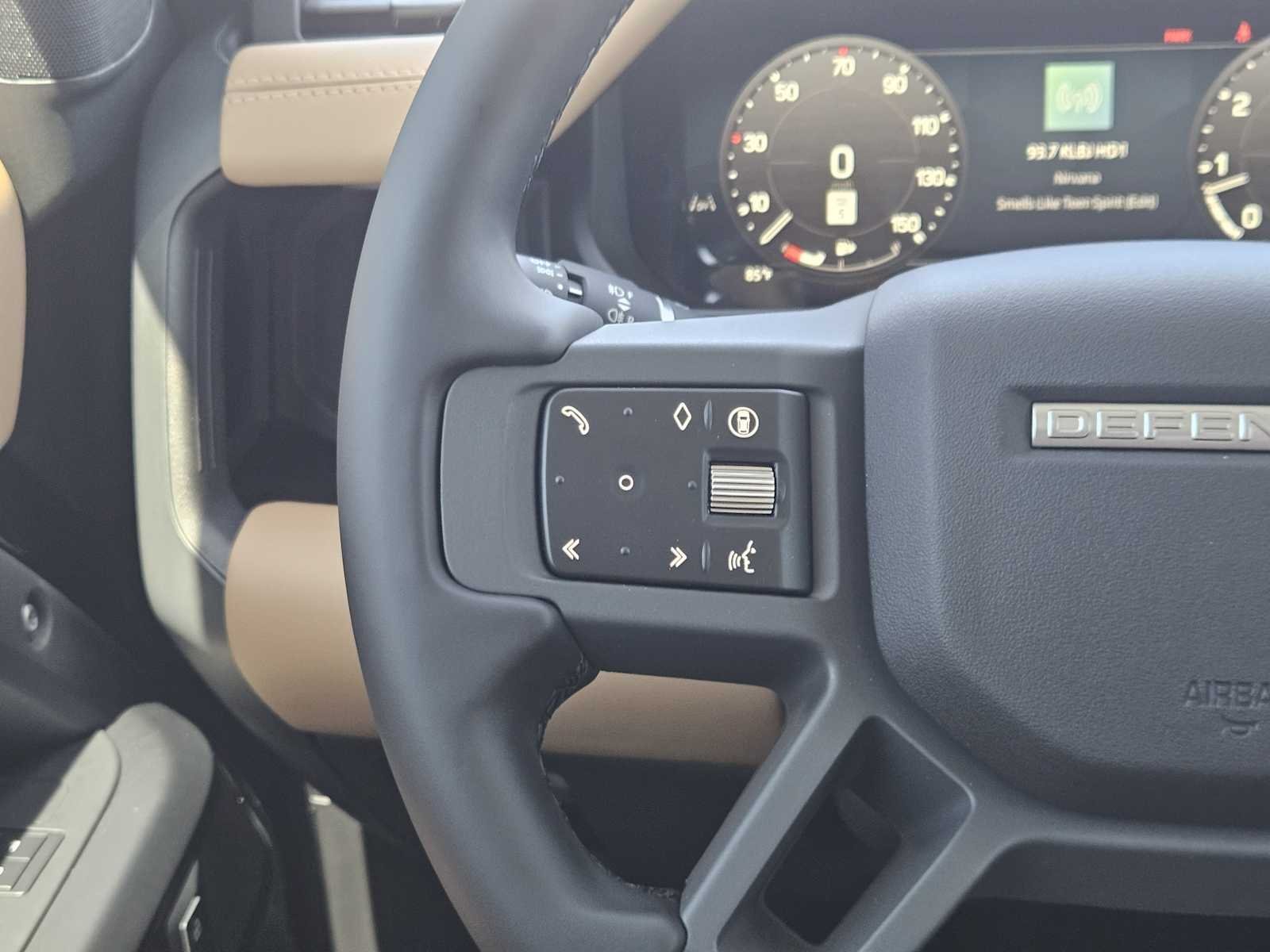 New 2026 Santorini Black LAND ROVER S image 26