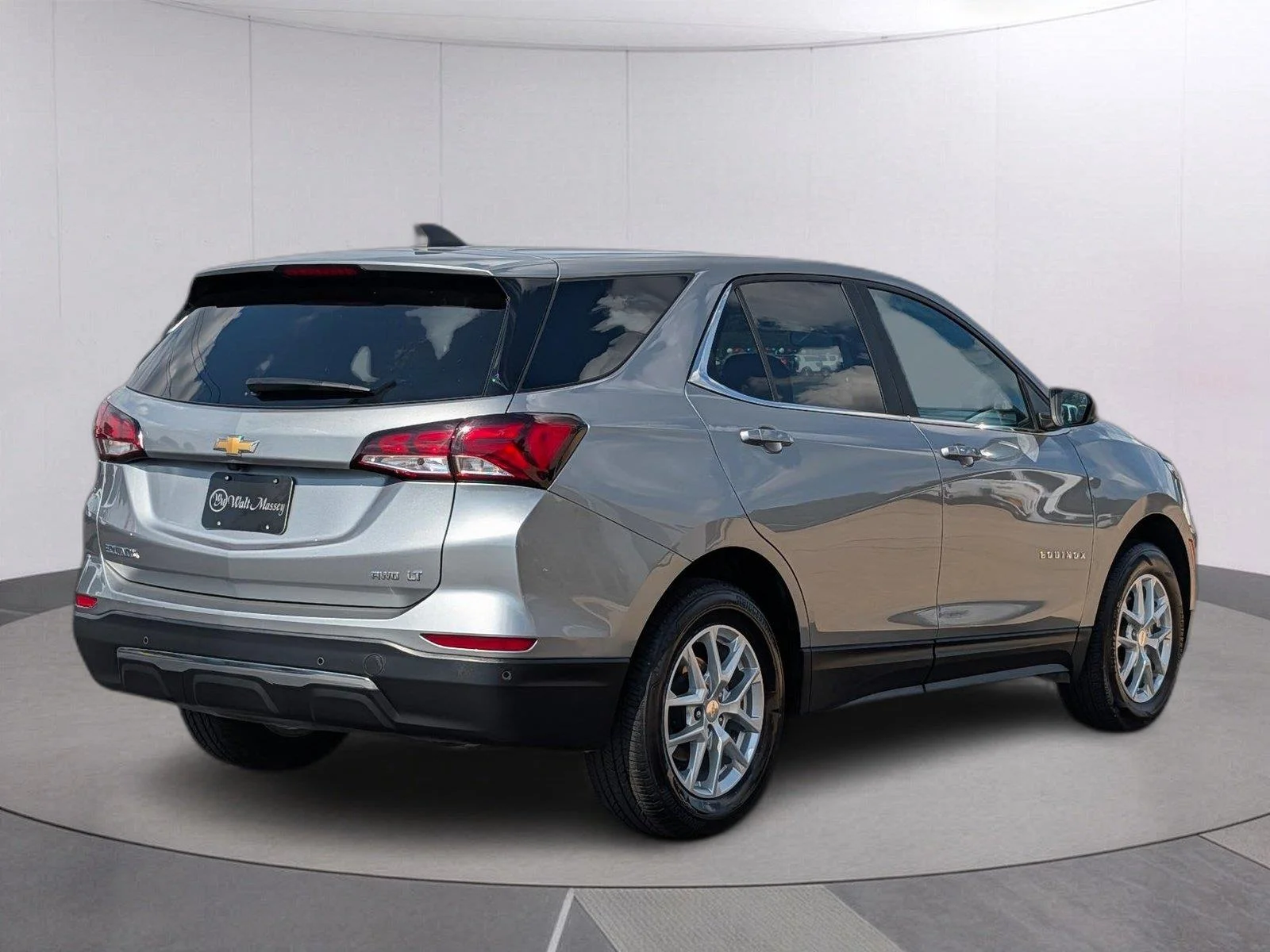 Used 2024 Sterling Gray Metallic Chevrolet LT image 5