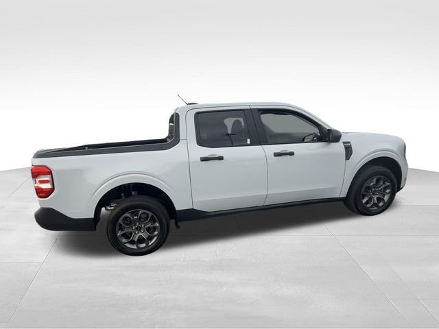 Used 2025 White Ford XLT image 6