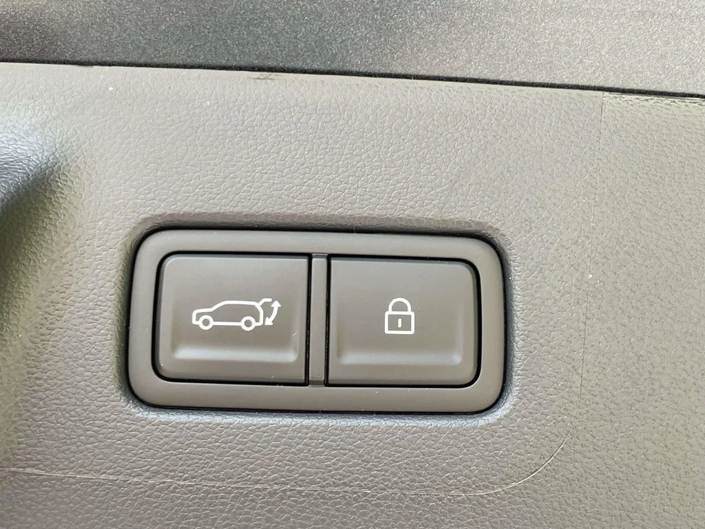 New 2026 Black Hyundai Limited image 9