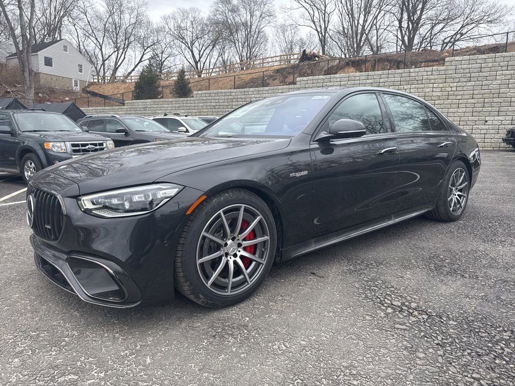 2025 Mercedes-Benz S-Class S 63 - Photo 36