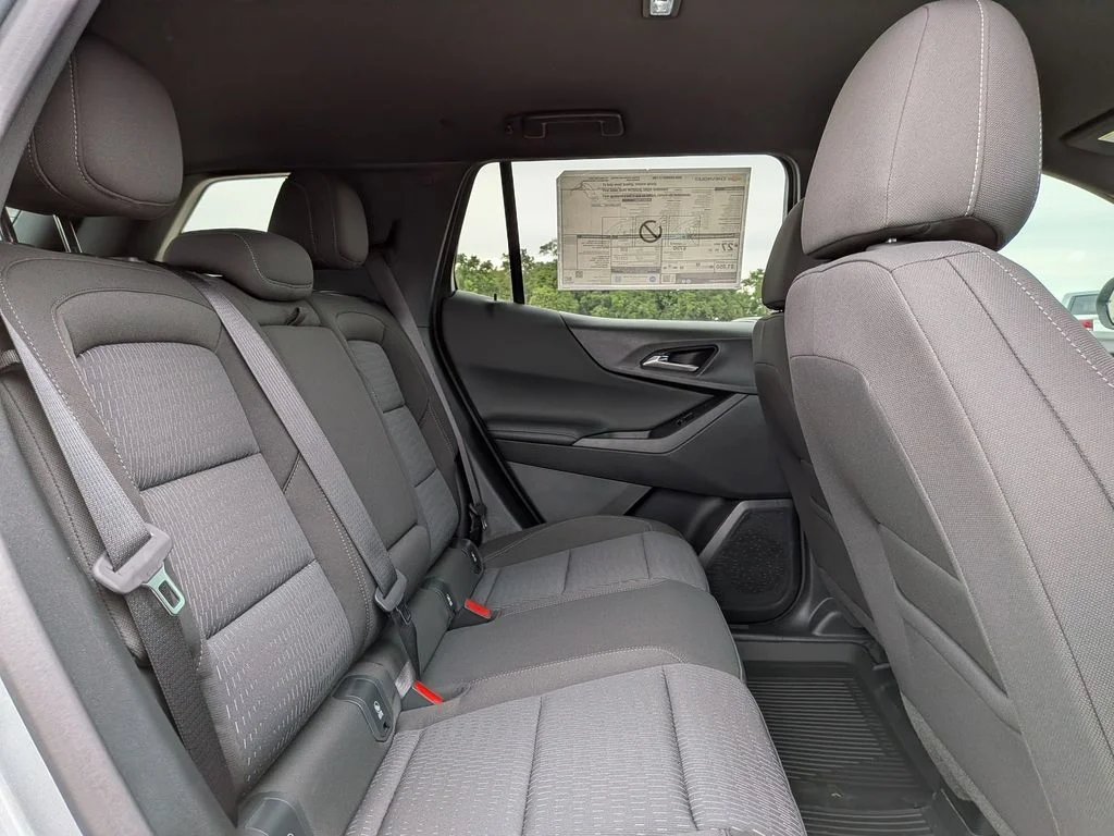 2026 Chevrolet Equinox LT - Photo 30