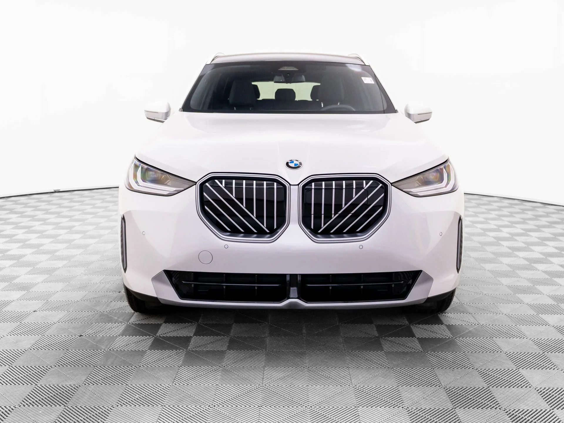 New 2026 White BMW 30 xDrive image 10