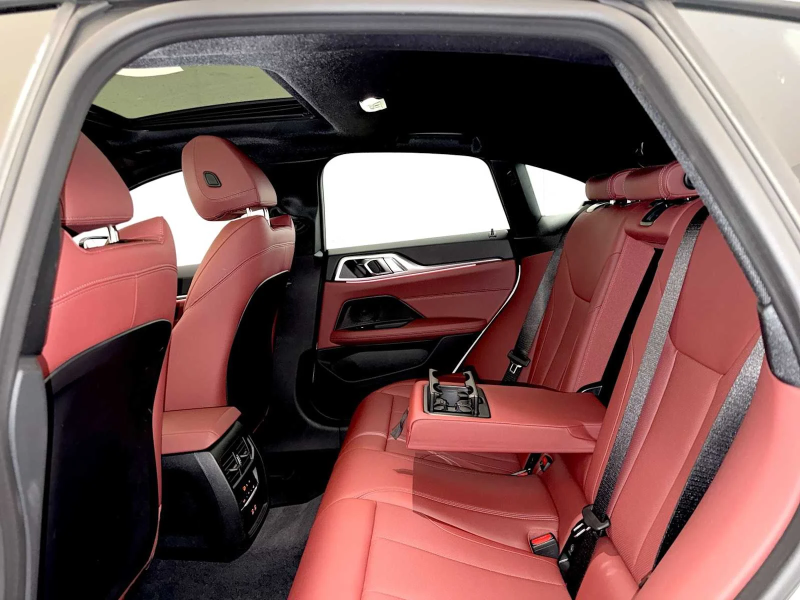 2026 BMW i4 40 - Photo 21