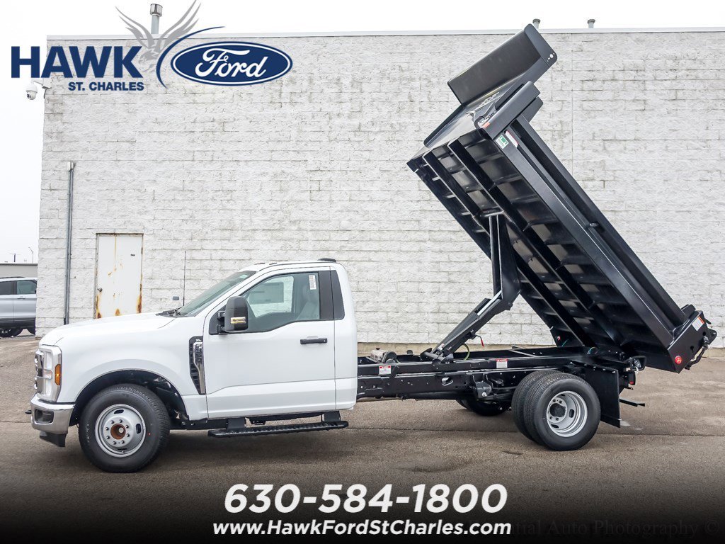 New 2026 Oxford White Ford F-350® XL image 8