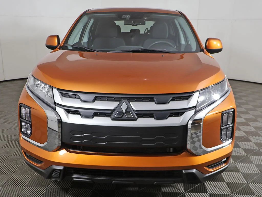 New 2026 Orange Mitsubishi 2.0 ES image 8