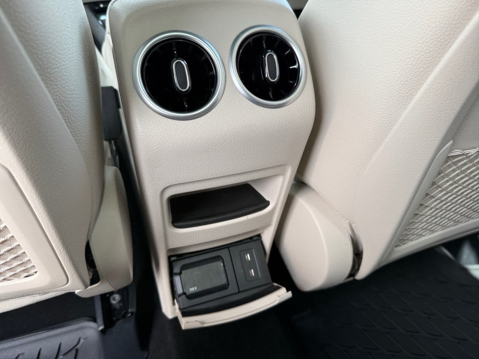 Used 2026 Polar White Mercedes-Benz GLA 250 image 15