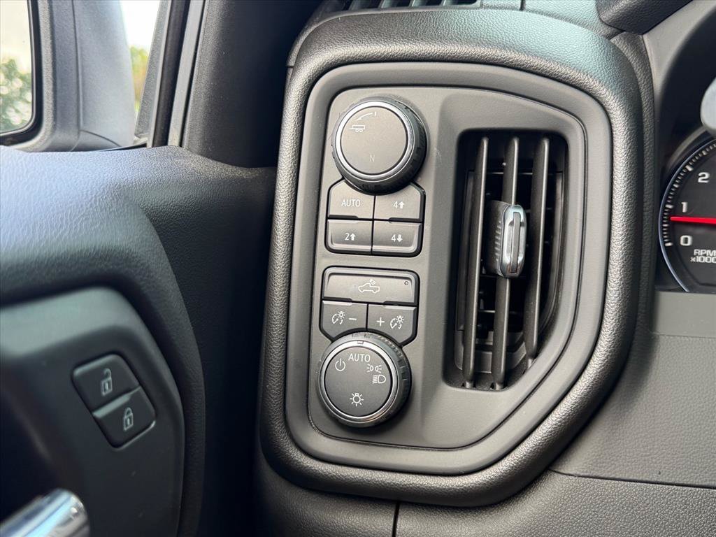 Used 2021 White Chevrolet Custom Trail Boss image 23