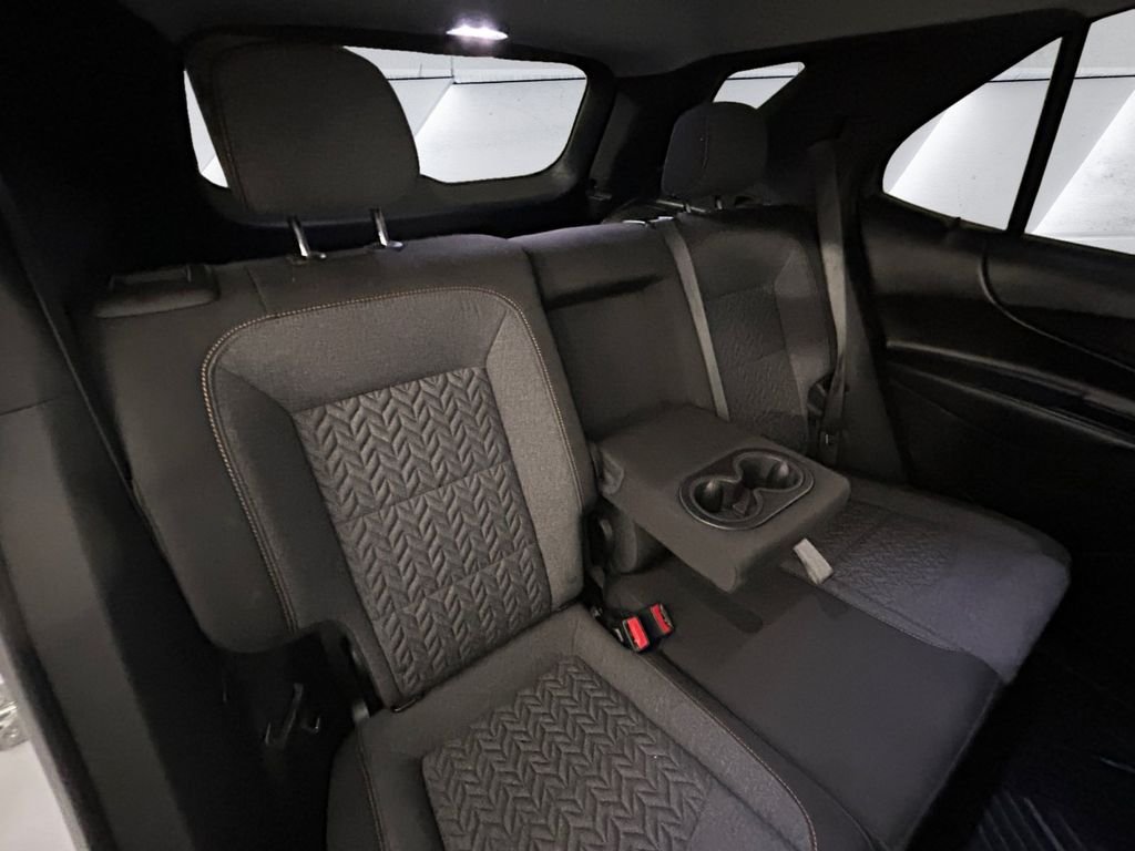 Used 2022 White Chevrolet LT image 16