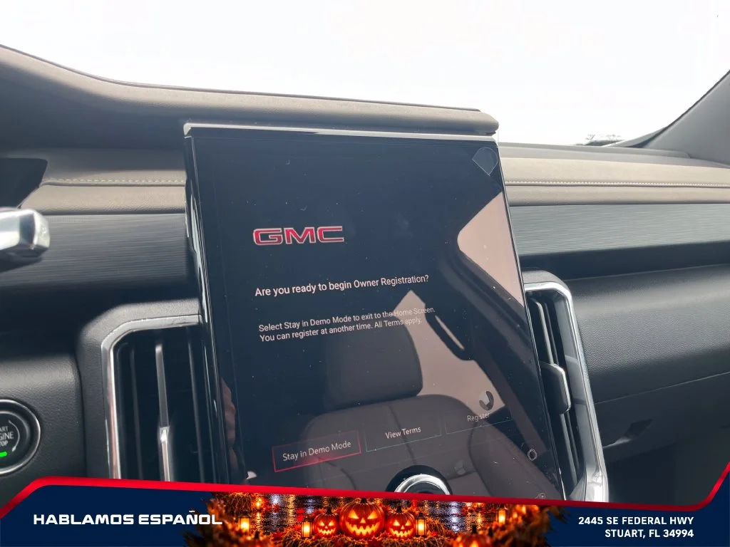 New 2026 Summit White GMC Elevation image 31