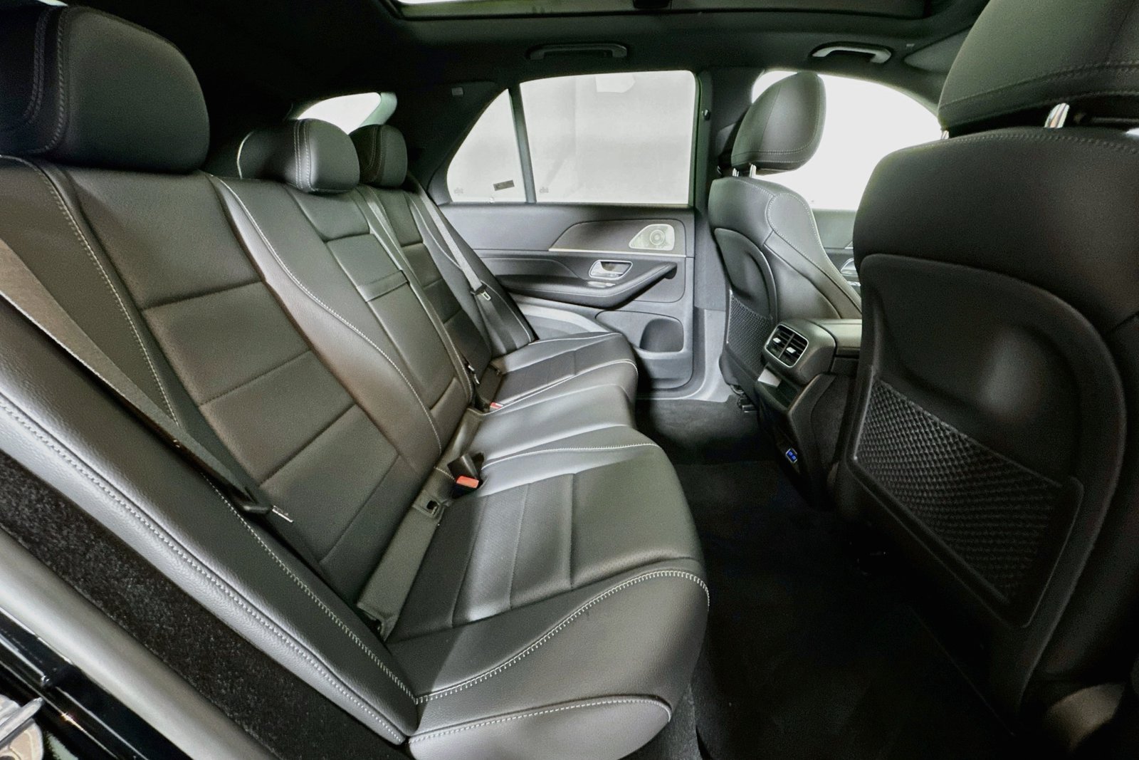 New 2027 Black Mercedes-Benz GLE 450 image 25