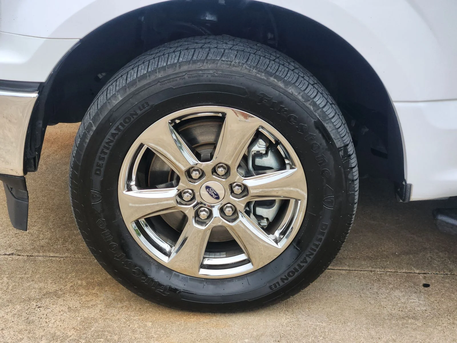 Used 2020 White Ford XLT image 9